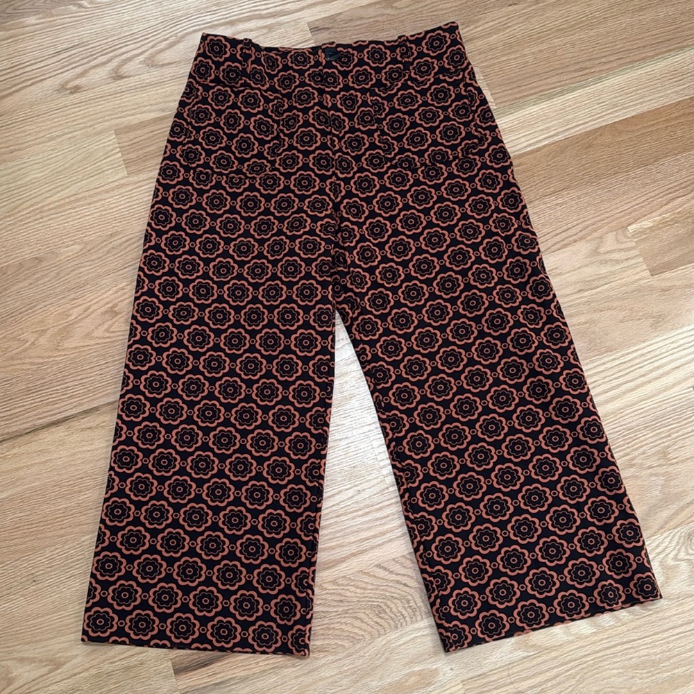 Maeve Black and Rust Floral Cropped Wide-Leg Pants